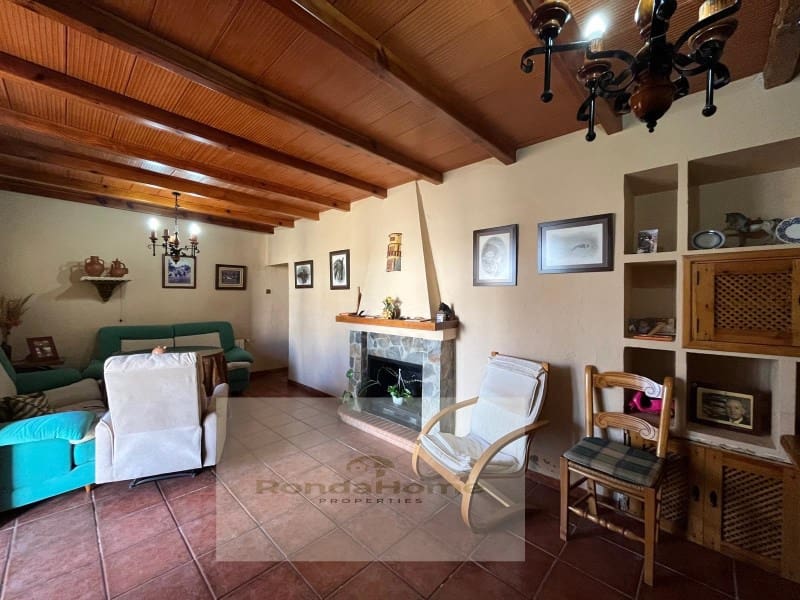 7 soveværelse Finca/Landehus til salg i Antequera - € 430.000 (Ref: 9105065)