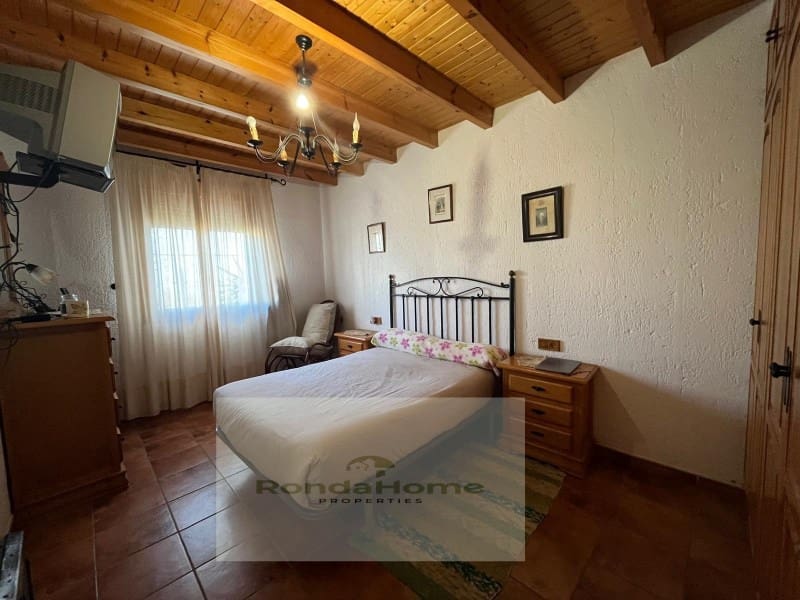 7 soveværelse Finca/Landehus til salg i Antequera - € 430.000 (Ref: 9105065)