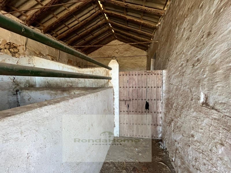 7 soveværelse Finca/Landehus til salg i Antequera - € 430.000 (Ref: 9105065)