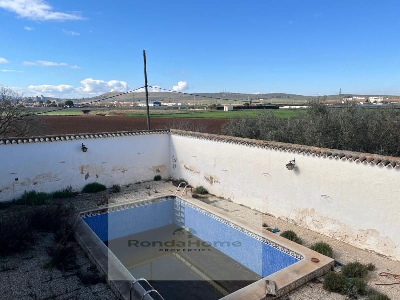 7 soveværelse Finca/Landehus til salg i Antequera - € 430.000 (Ref: 9105065)
