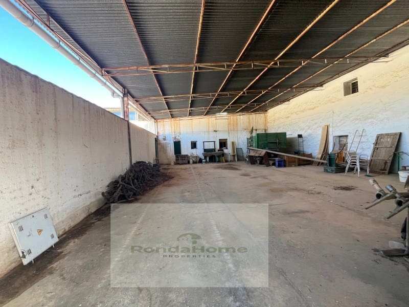 7 soveværelse Finca/Landehus til salg i Antequera - € 430.000 (Ref: 9105065)