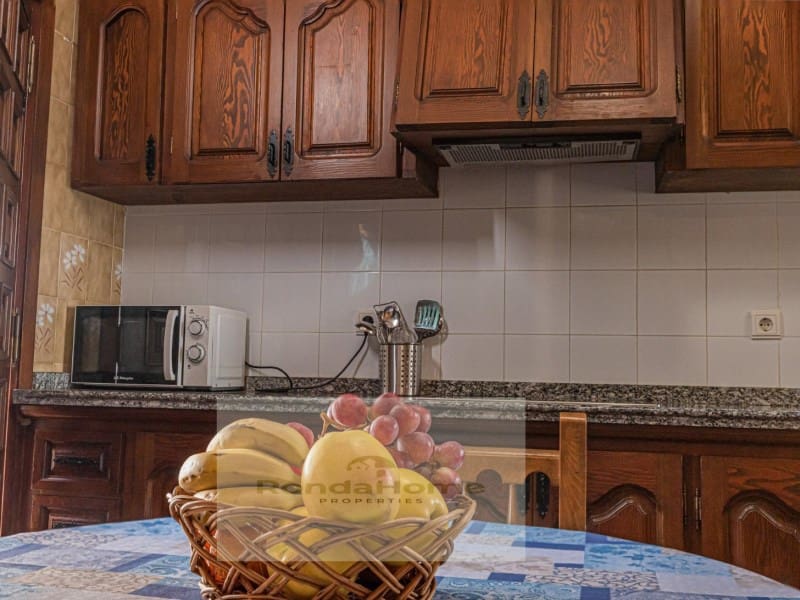 4 soveværelse Villa til salg i Cortes de la Frontera med swimmingpool garage - € 284.000 (Ref: 9118898)