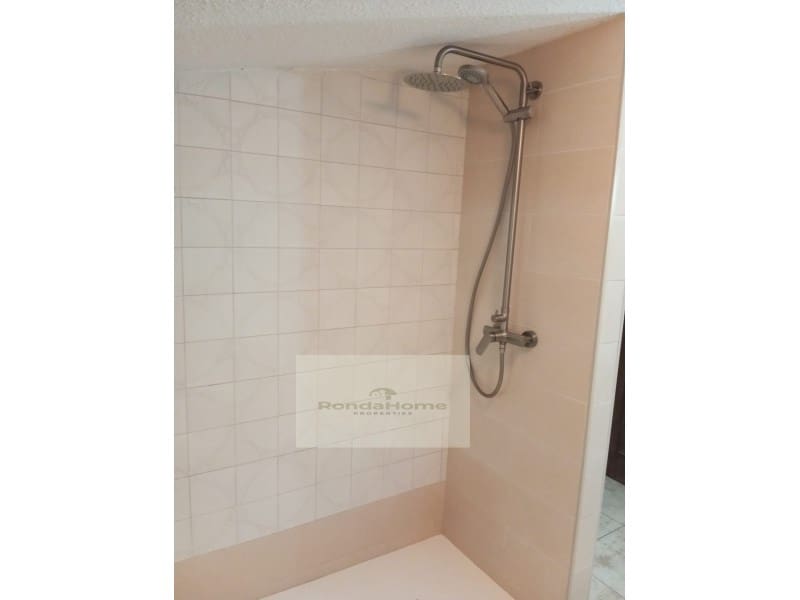 4 soveværelse Villa til salg i Cortes de la Frontera med swimmingpool garage - € 284.000 (Ref: 9118898)