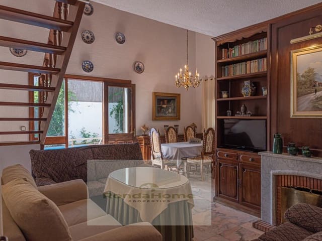 4 soverom Villa til salgs i Cortes de la Frontera med svømmebasseng garasje - € 284 000 (Ref: 9118898)