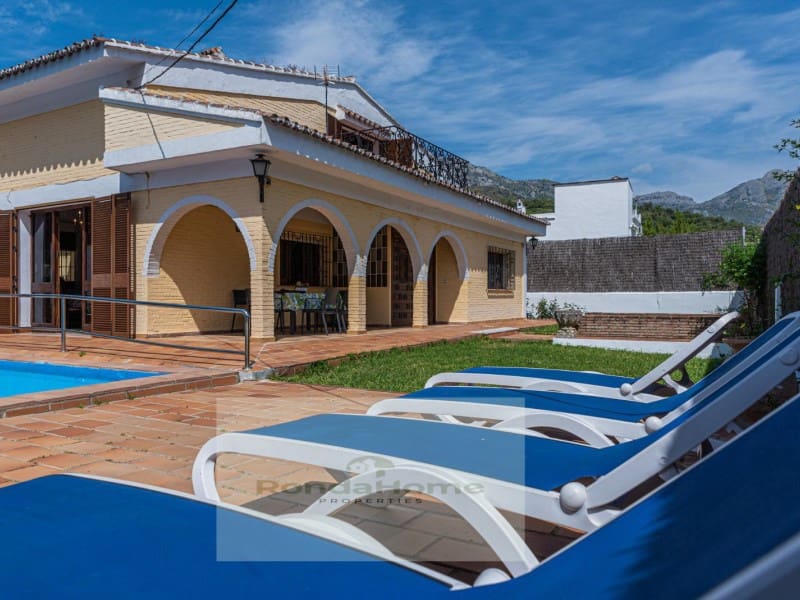 4 soveværelse Villa til salg i Cortes de la Frontera med swimmingpool garage - € 284.000 (Ref: 9118898)