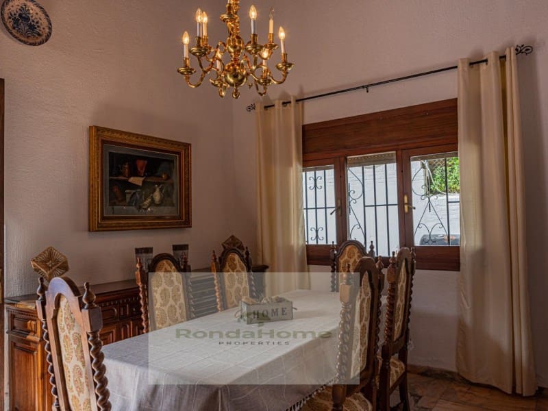 4 soveværelse Villa til salg i Cortes de la Frontera med swimmingpool garage - € 284.000 (Ref: 9118898)