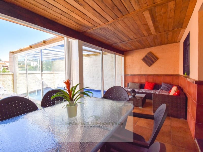 3 sypialnia Willa na sprzedaż w Arriate z garażem - 249 000 € (Ref: 9125529)