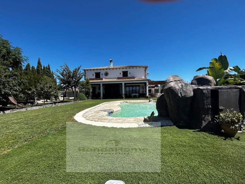 5 slaapkamer Villa te koop in Setenil de las Bodegas - € 600.000 (Ref: 9125531)