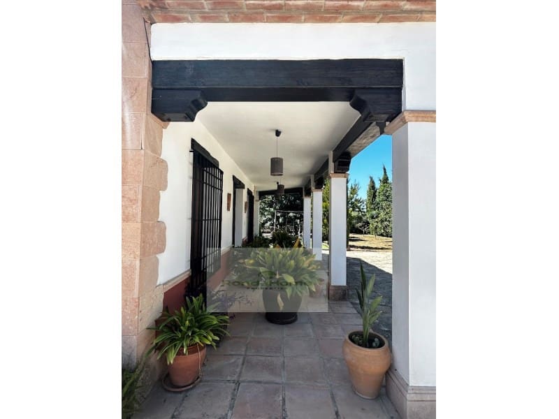 5 slaapkamer Villa te koop in Setenil de las Bodegas - € 600.000 (Ref: 9125531)