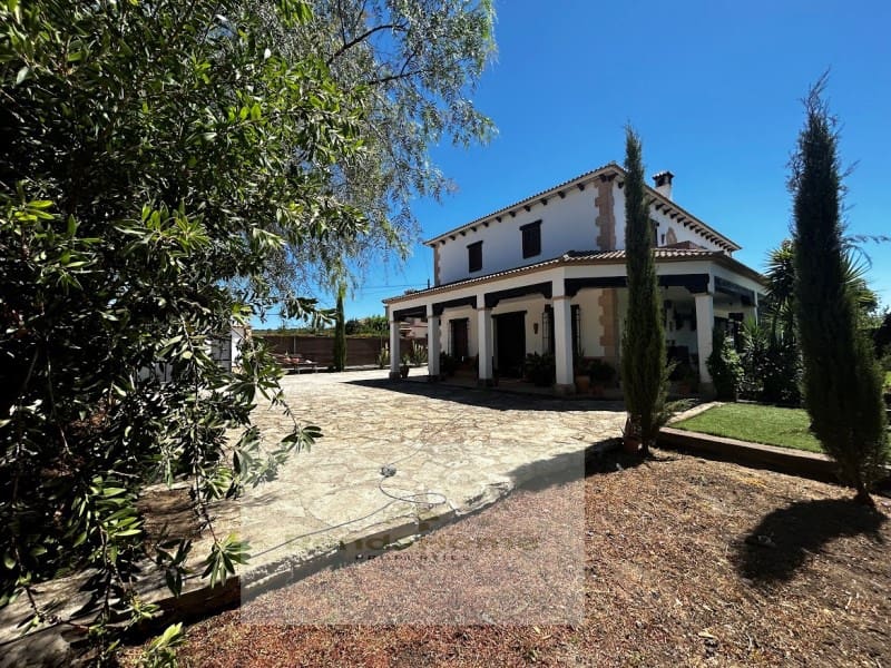 5 slaapkamer Villa te koop in Setenil de las Bodegas - € 600.000 (Ref: 9125531)