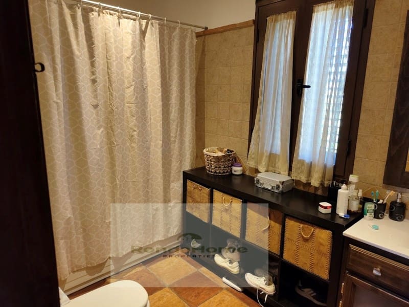 5 slaapkamer Villa te koop in Setenil de las Bodegas - € 600.000 (Ref: 9125531)