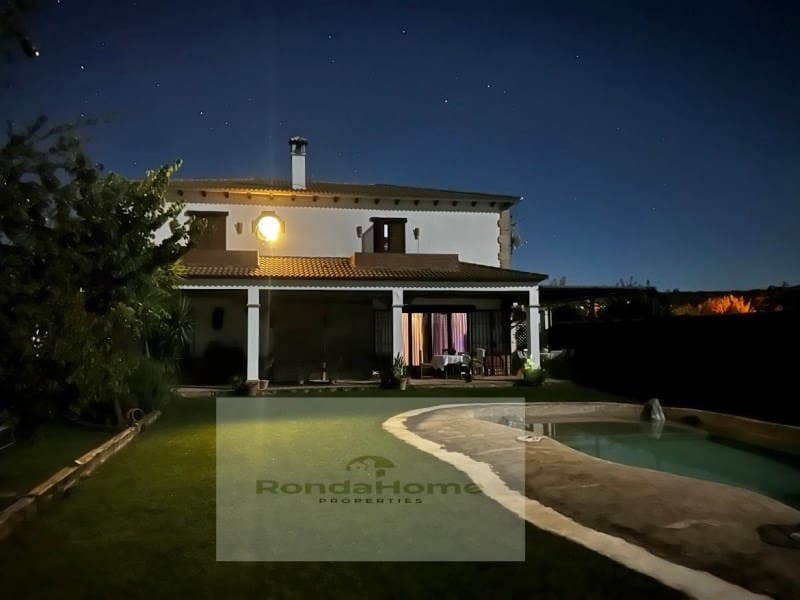 5 slaapkamer Villa te koop in Setenil de las Bodegas - € 600.000 (Ref: 9125531)