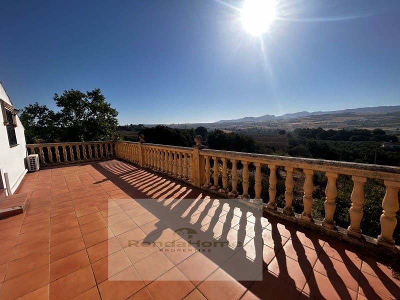 3 sovrum Finca/Hus på landet till salu i Ronda med pool garage - 650 000 € (Ref: 9132659)