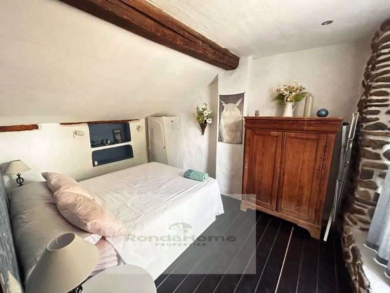 3 bedroom Townhouse for sale in Algodonales - € 125,000 (Ref: 9174874)