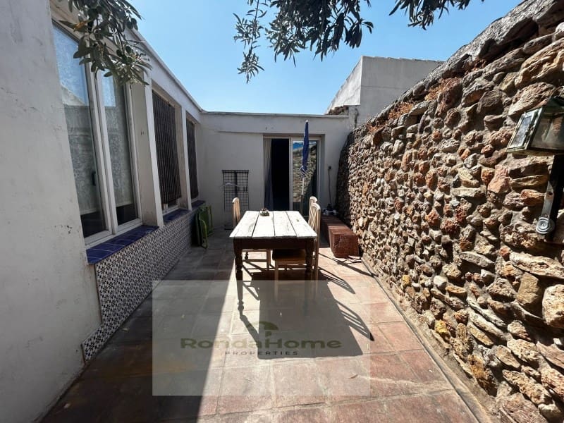 3 bedroom Townhouse for sale in Algodonales - € 125,000 (Ref: 9174874)