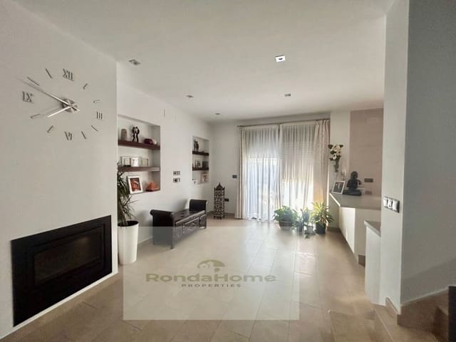 3 soveværelse Byhus til salg i Zahara de la Sierra - € 196.000 (Ref: 9176825)