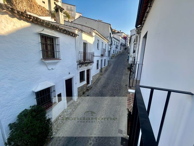 3 soveværelse Byhus til salg i Zahara de la Sierra - € 196.000 (Ref: 9176825)