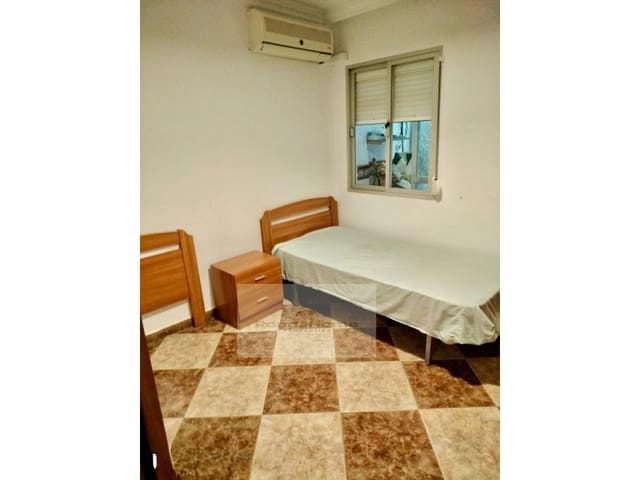 3 chambre Appartement à vendre à Zona Puerto Deportivo, Fuengirola - 299 000 € (Ref: 9236762)