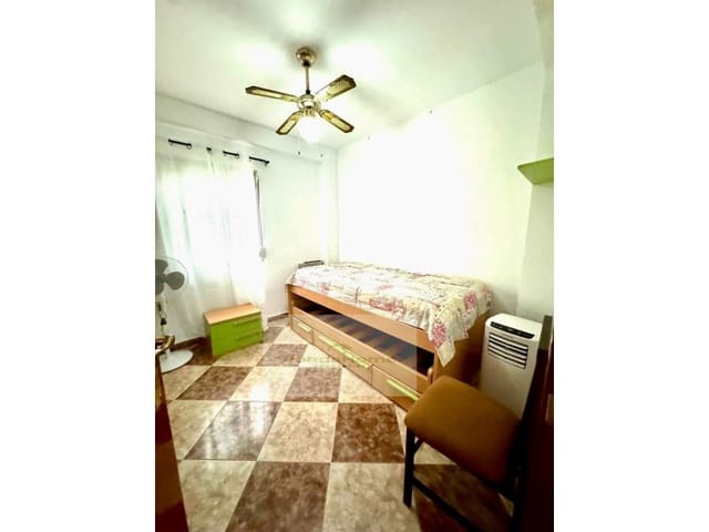 3 chambre Appartement à vendre à Zona Puerto Deportivo, Fuengirola - 299 000 € (Ref: 9236762)