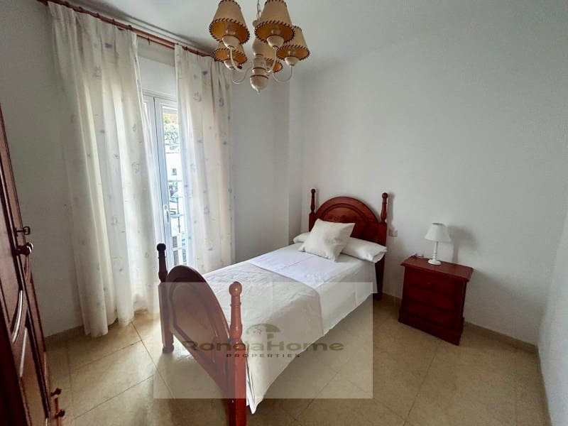 4 soveværelse Byhus til salg i El Gastor med garage - € 130.000 (Ref: 9240261)