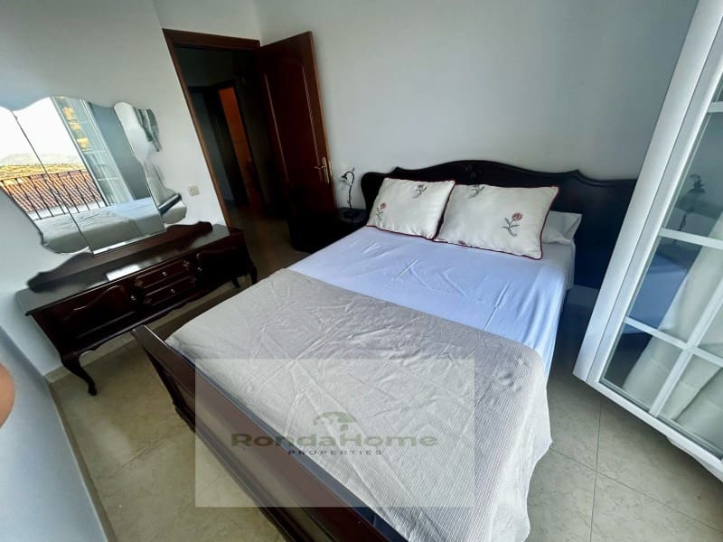 4 soveværelse Byhus til salg i El Gastor med garage - € 130.000 (Ref: 9240261)