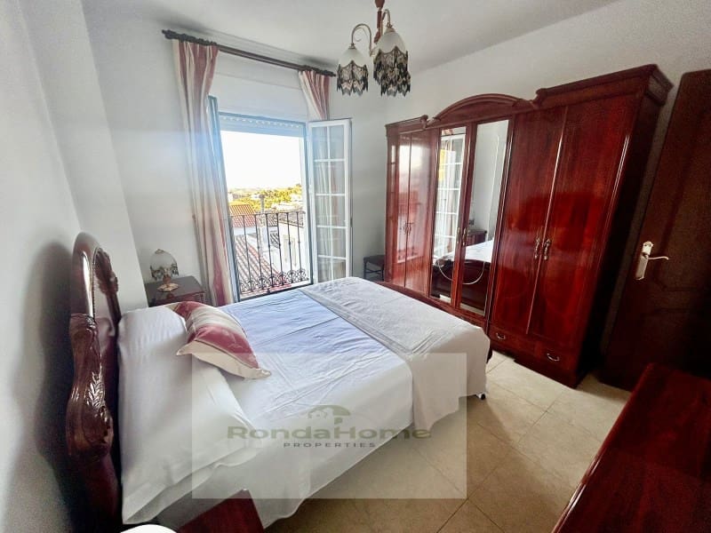 4 soveværelse Byhus til salg i El Gastor med garage - € 130.000 (Ref: 9240261)