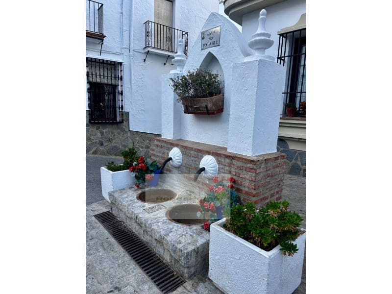 4 soveværelse Byhus til salg i El Gastor med garage - € 130.000 (Ref: 9240261)