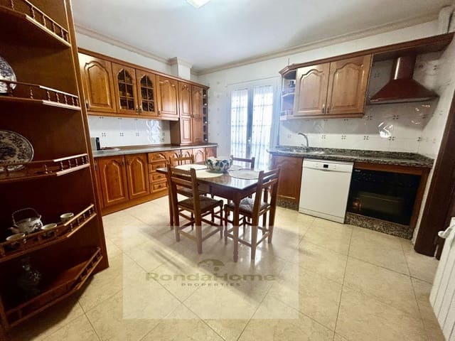 4 camera da letto Casa in vendita in El Gastor con garage - 130.000 € (Rif: 9240261)