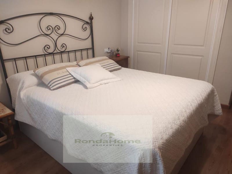 2 bedroom Flat for sale in Torremolinos with garage - € 339,000 (Ref: 9287706)