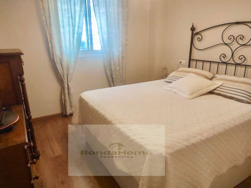 2 bedroom Flat for sale in Torremolinos with garage - € 339,000 (Ref: 9287706)