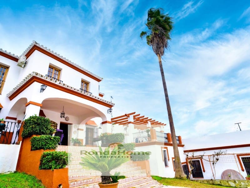 4 sypialnia Finka/Dom wiejski na sprzedaż w Villamartin z basenem garażem - 518 000 € (Ref: 9305187)