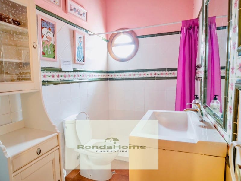 4 sypialnia Finka/Dom wiejski na sprzedaż w Villamartin z basenem garażem - 518 000 € (Ref: 9305187)