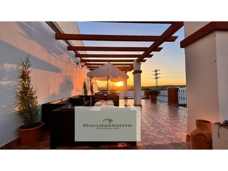 4 sypialnia Finka/Dom wiejski na sprzedaż w Villamartin z basenem garażem - 518 000 € (Ref: 9305187)