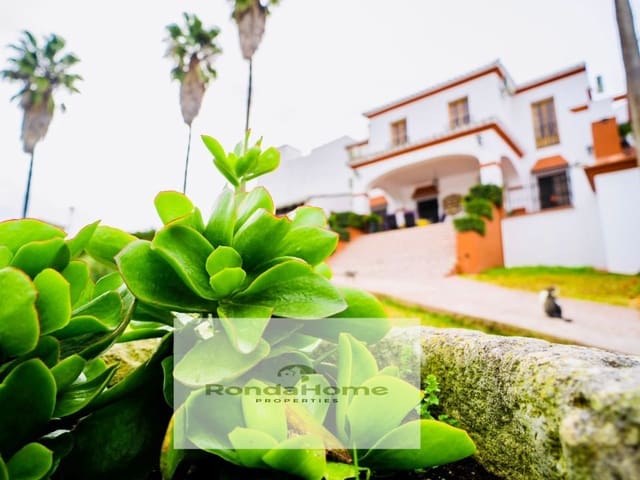 4 soverom Finca/Herregård til salgs i Villamartín med svømmebasseng garasje - € 518 000 (Ref: 9305187)