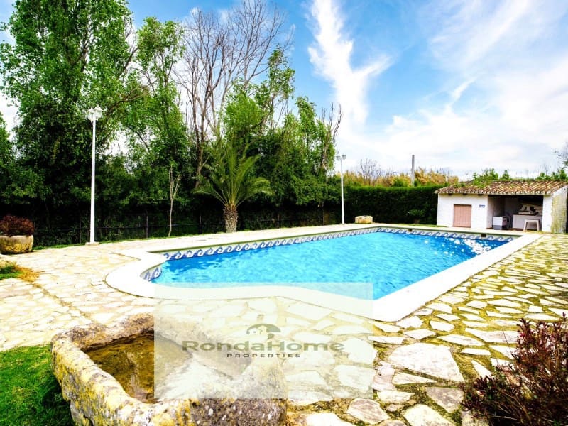 4 sypialnia Finka/Dom wiejski na sprzedaż w Villamartin z basenem garażem - 518 000 € (Ref: 9305187)