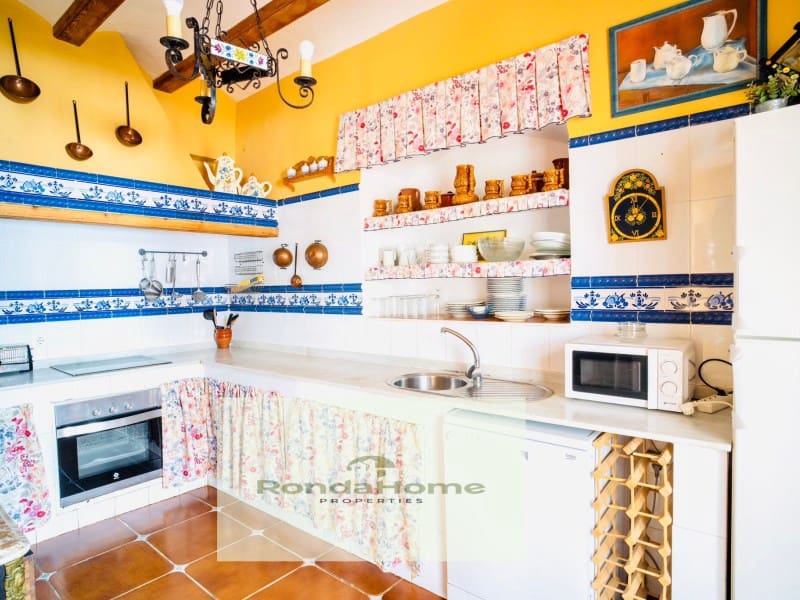 4 sypialnia Finka/Dom wiejski na sprzedaż w Villamartin z basenem garażem - 518 000 € (Ref: 9305187)