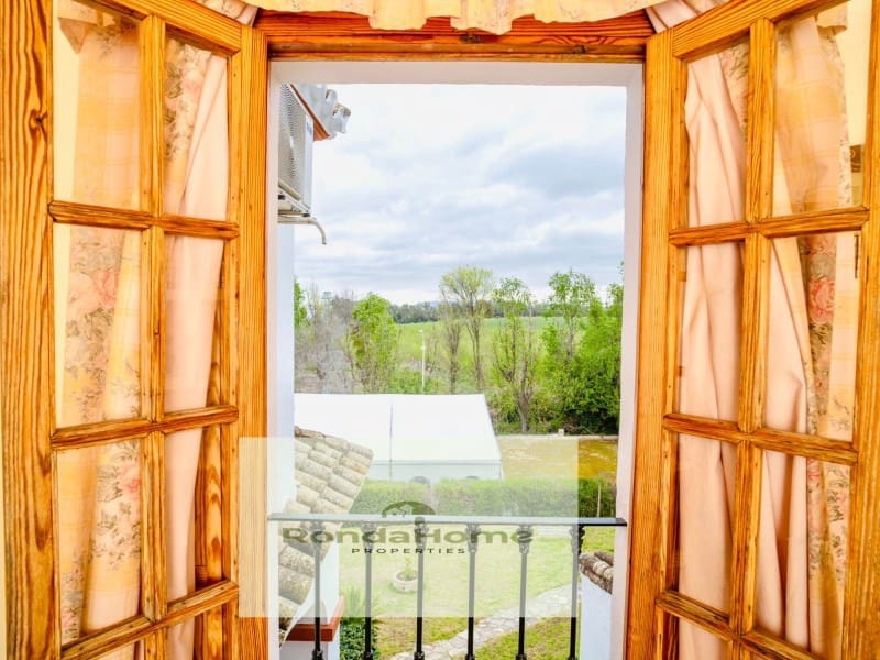 4 sypialnia Finka/Dom wiejski na sprzedaż w Villamartin z basenem garażem - 518 000 € (Ref: 9305187)