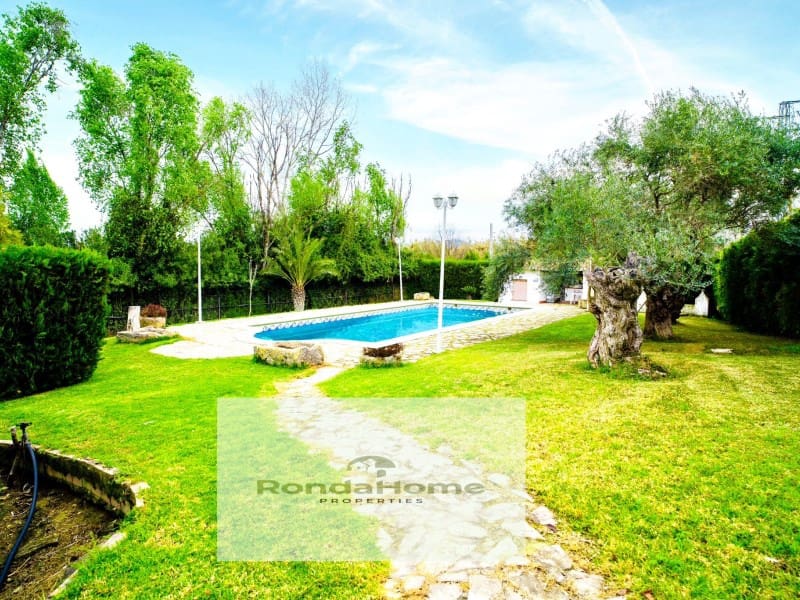 4 sypialnia Finka/Dom wiejski na sprzedaż w Villamartin z basenem garażem - 518 000 € (Ref: 9305187)