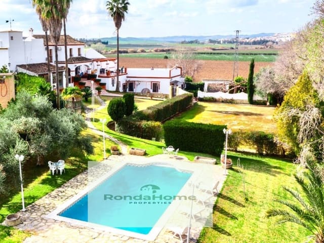 4 soverom Finca/Herregård til salgs i Villamartín med svømmebasseng garasje - € 518 000 (Ref: 9305187)