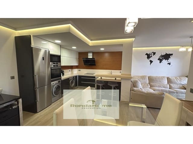 2 bedroom Flat for rent in Torremolinos with garage - € 1,750 (Ref: 9324297)