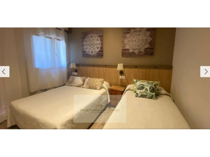 4 soveværelse Finca/Landehus til salg i El Bosque - € 150.000 (Ref: 9330984)