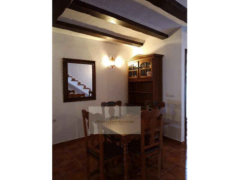 3 soveværelse Byhus til salg i Zahara de la Sierra med garage - € 165.000 (Ref: 9347746)