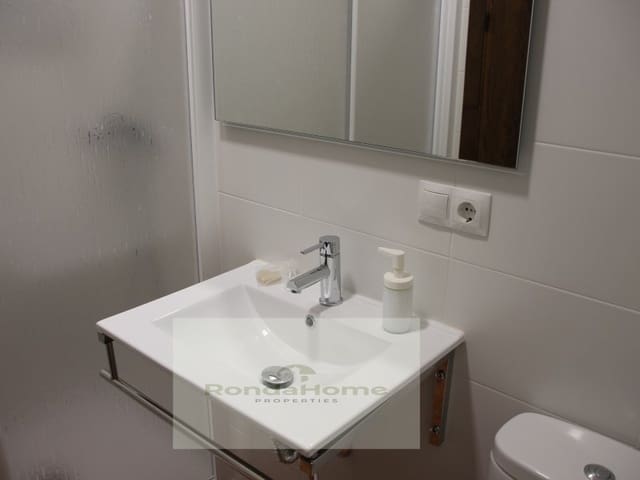 3 soveværelse Byhus til salg i Zahara de la Sierra med garage - € 165.000 (Ref: 9347746)