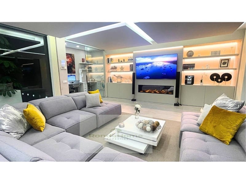 4 sypialnia Willa do wynajęcia w Mijas z basenem garażem - 8 900 € (Ref: 9359843)