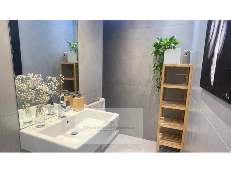 4 sypialnia Willa do wynajęcia w Mijas z basenem garażem - 8 900 € (Ref: 9359843)