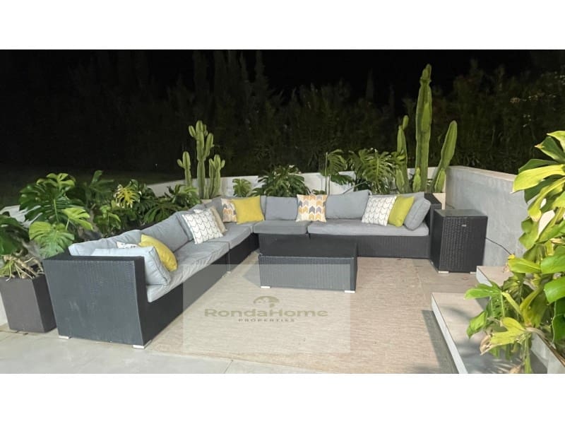 4 sypialnia Willa do wynajęcia w Mijas z basenem garażem - 8 900 € (Ref: 9359843)