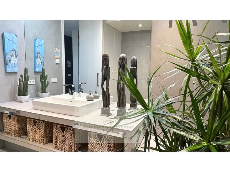 4 sypialnia Willa do wynajęcia w Mijas z basenem garażem - 8 900 € (Ref: 9359843)