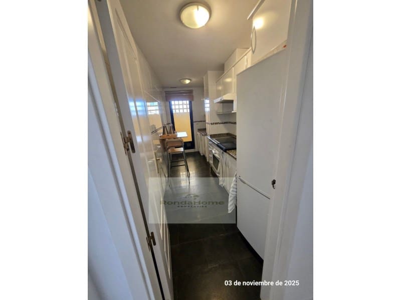 2 sovrum Lägenhet att hyra i Torrequebrada med pool garage - 1 500 € (Ref: 9375472)