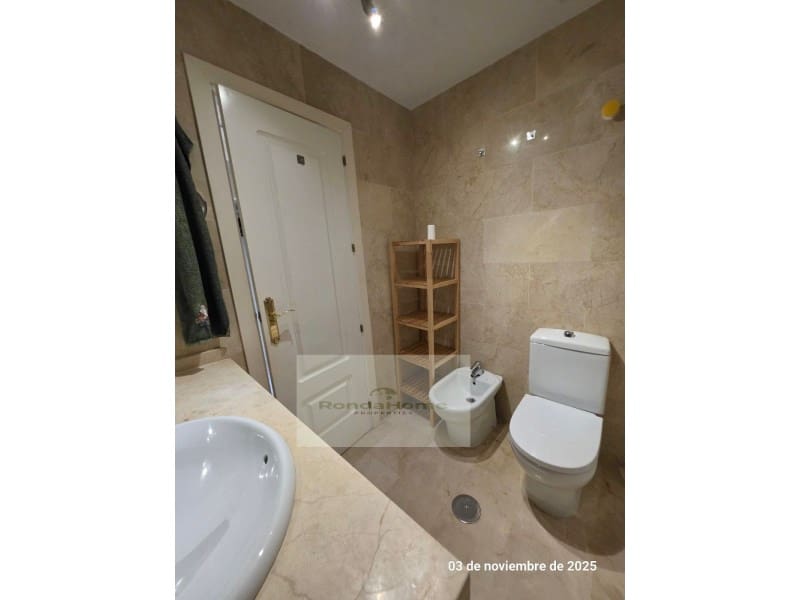 2 sovrum Lägenhet att hyra i Torrequebrada med pool garage - 1 500 € (Ref: 9375472)