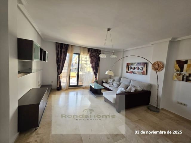 Appartement de 2 chambres à louer à Cortijo Torrequebrada, Benalmádena avec piscine garage - 1 500 € (Ref: 9375472)